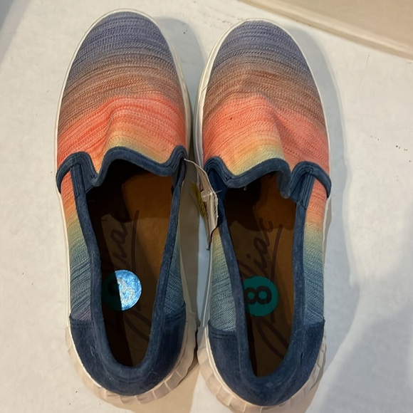 Ladies slip on casual shoes Zodiac Size 8 NWT - Picture 3 of 5